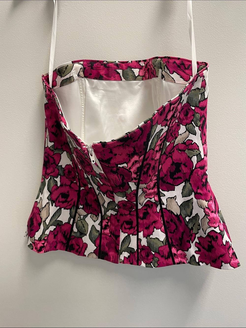 White House Black Market Strapless Floral Peplum Top in Fuchsia and White - Picture 3 of 11